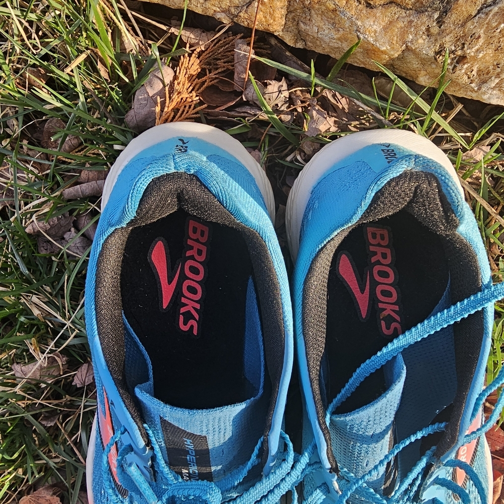 Brooks Hyperion Max 2 Women’s Running Shoes Size 10.5 Blue Pink 1204231B408 2024 - Picture 7 of 9